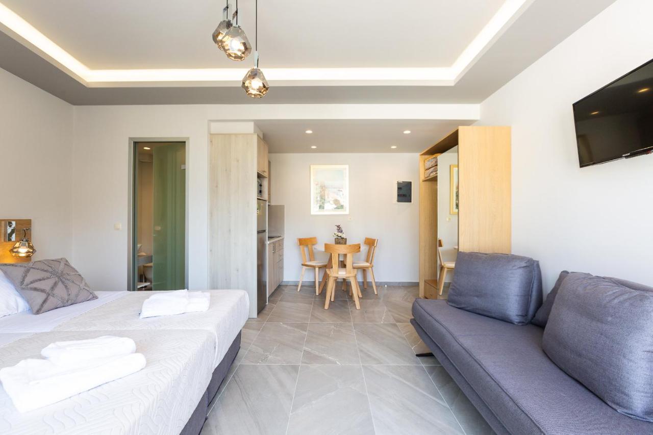 Akrogiali Apartments "By Checkin" Bali  ภายนอก รูปภาพ